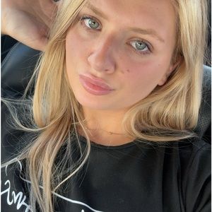 Meet your Posher, Trenessa